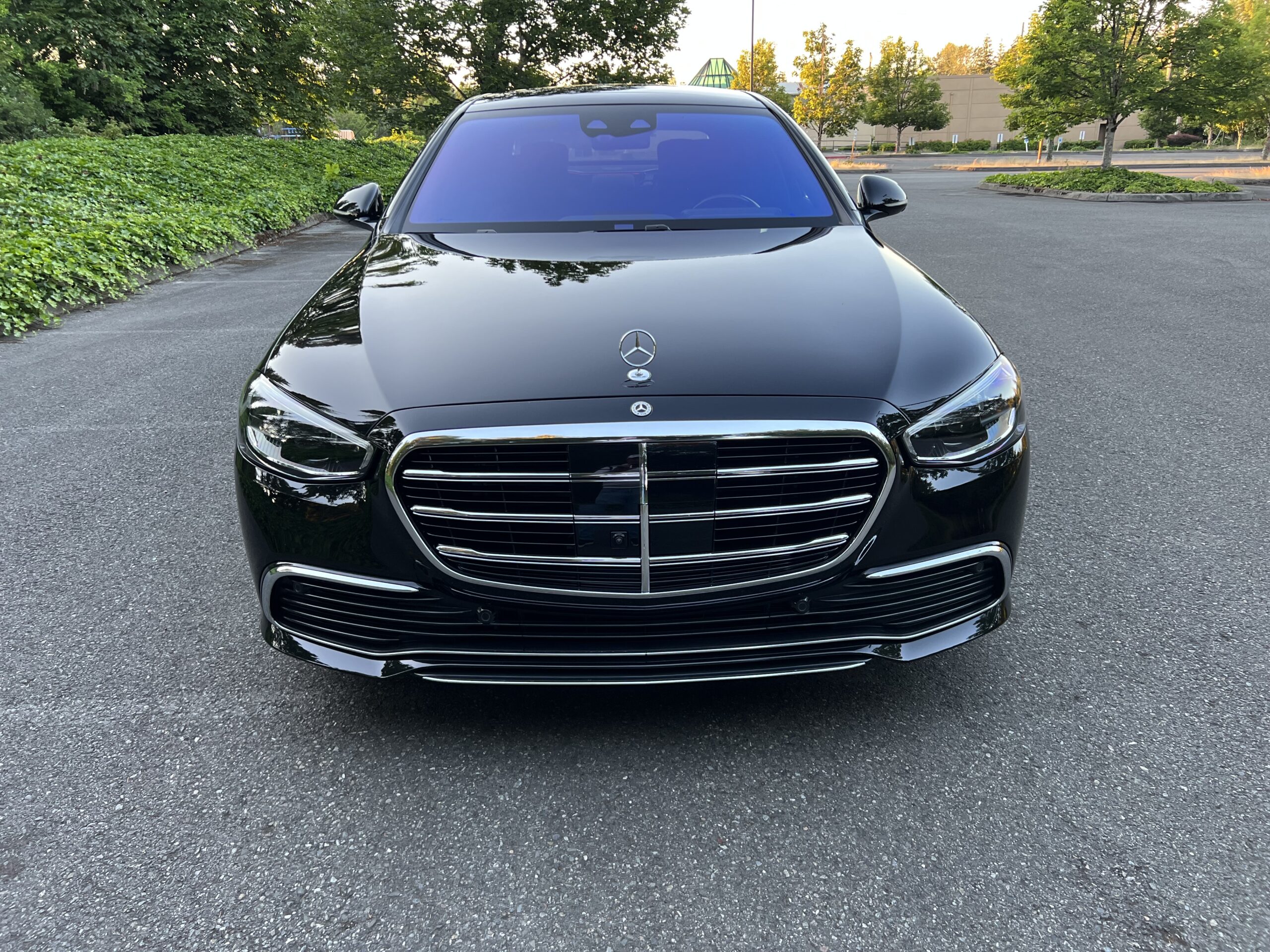 Mercedes-Benz S580 chauffeur vehicle SeaTac airport transfer