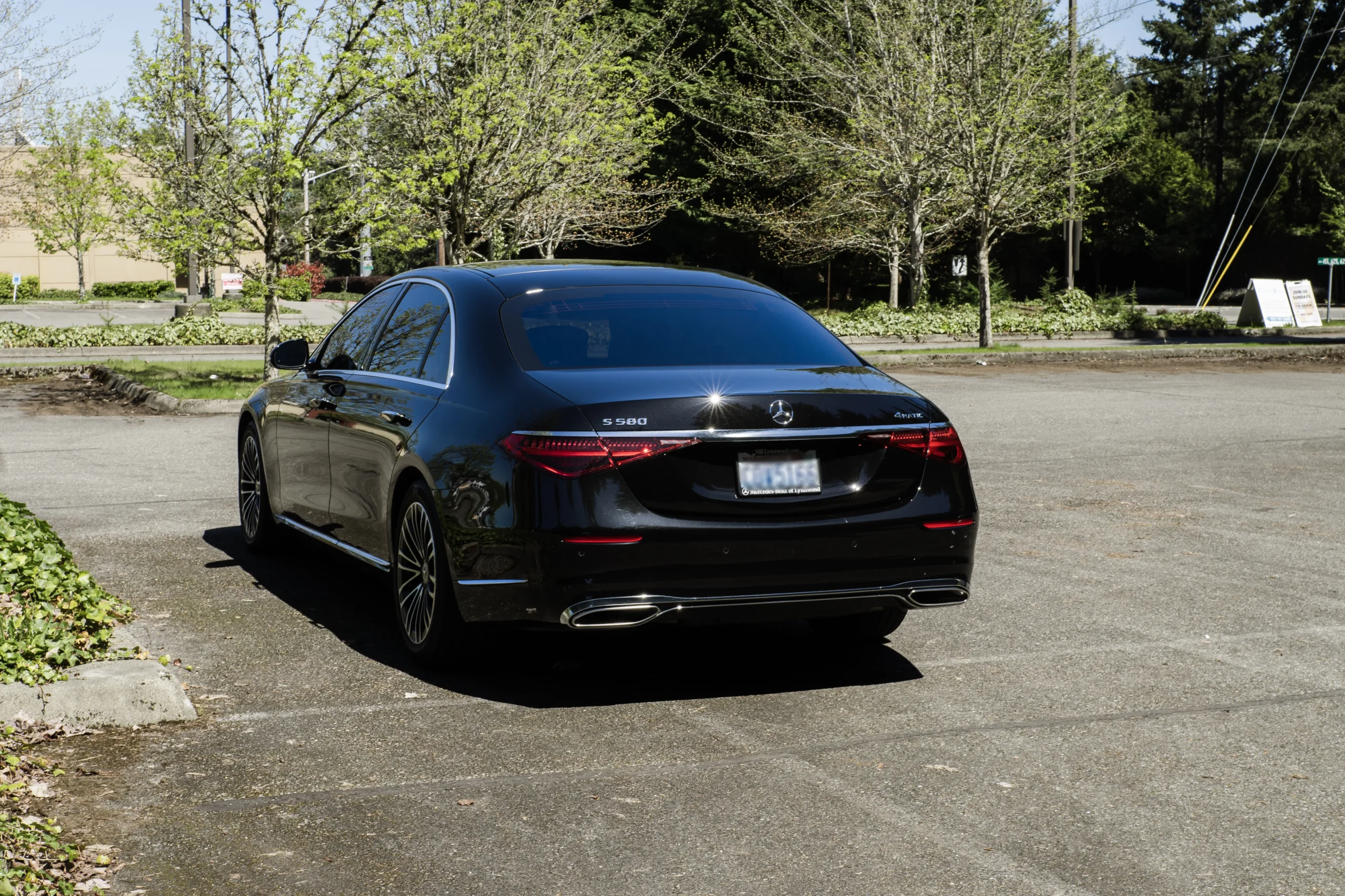 Mercedes-Benz S580 door detail executive car service Seattle