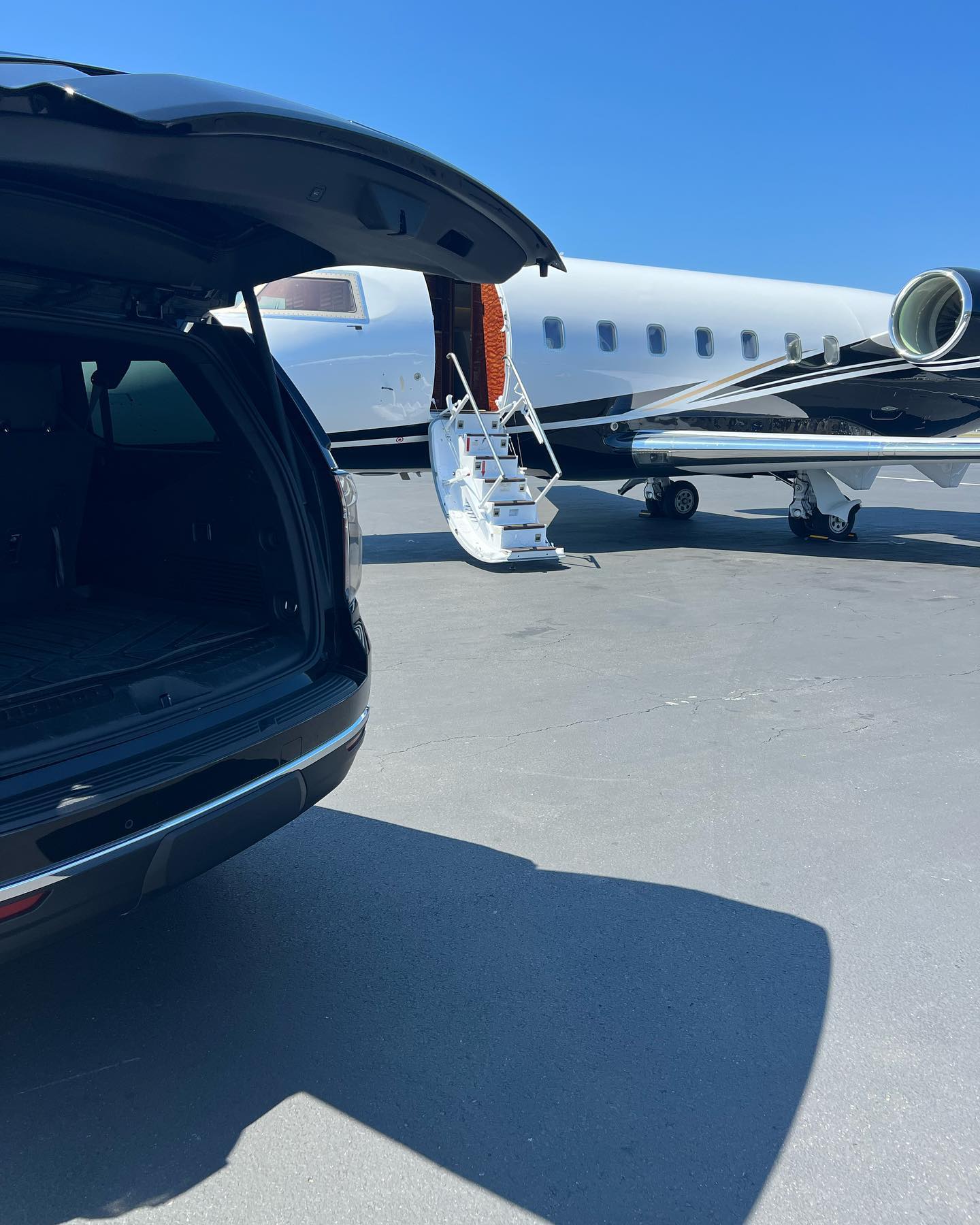 Airport Transportation Limo Service in Medina WA